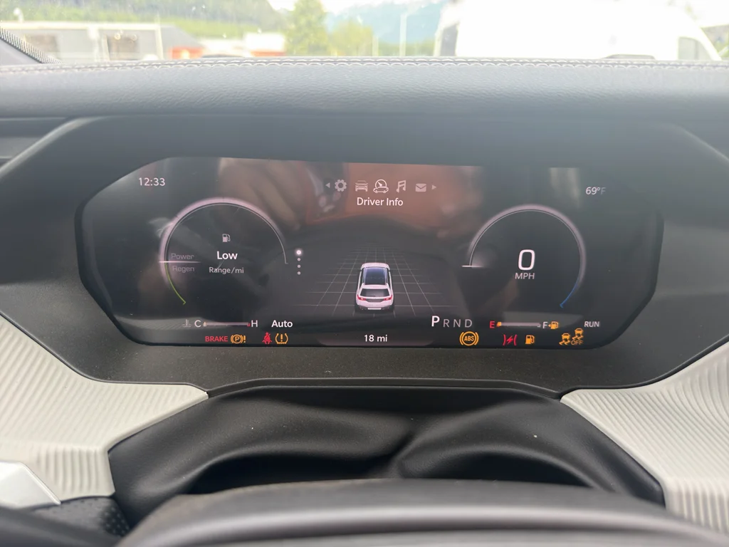 2026 Jeep Cherokee Limited - Photo 18
