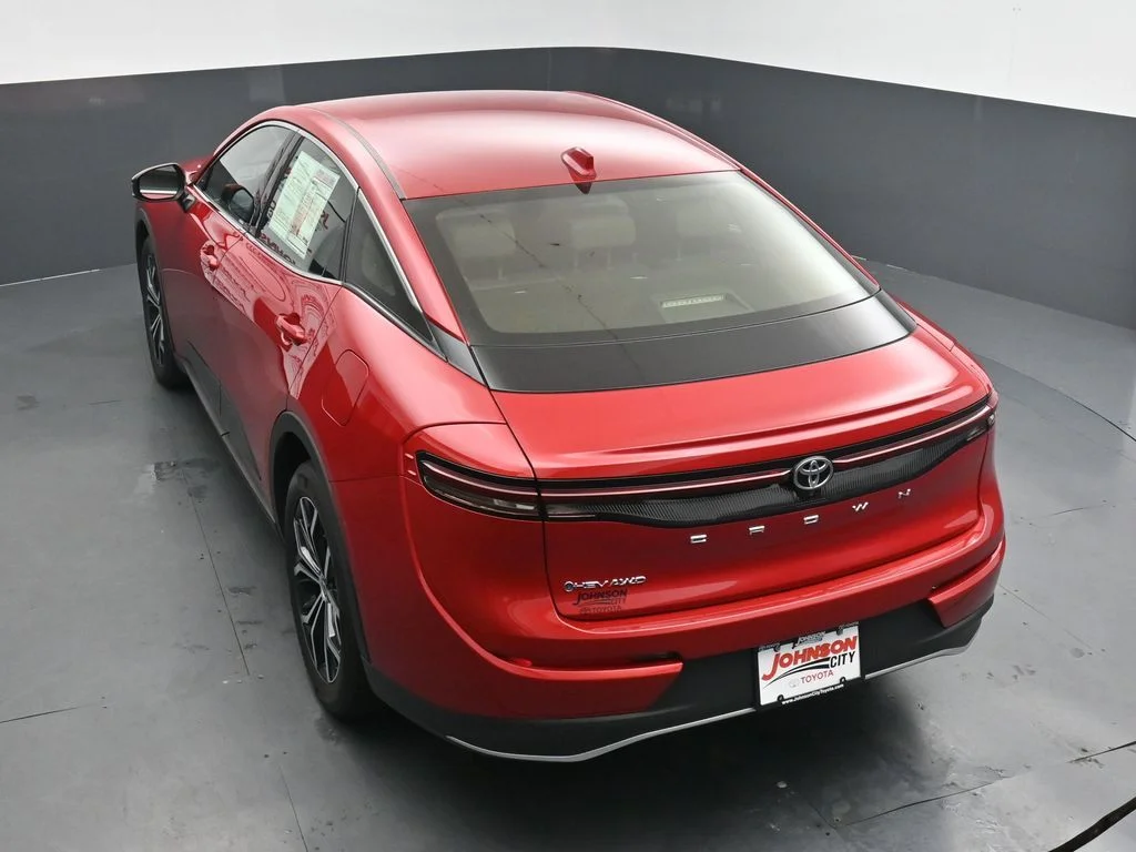 Used 2024 Red Toyota XLE image 27