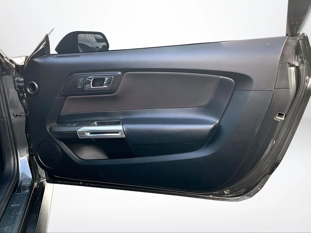 Used 2016 Gray Ford GT image 23