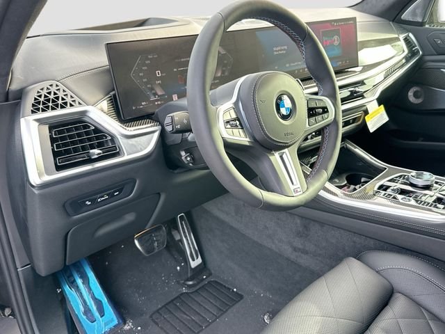 New 2026 Black BMW M60i image 7
