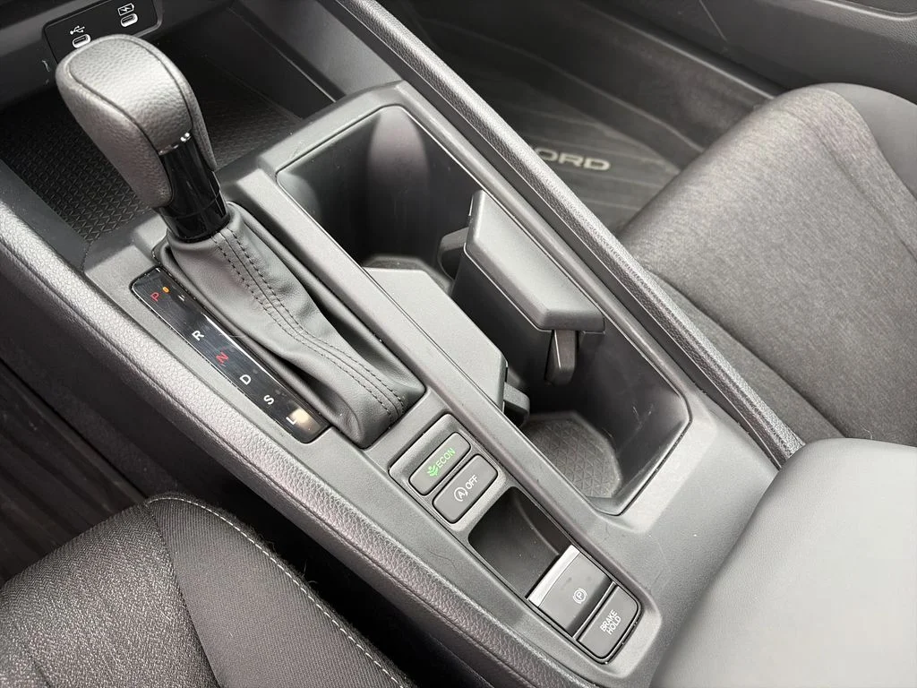 Used 2024  Honda EX image 25
