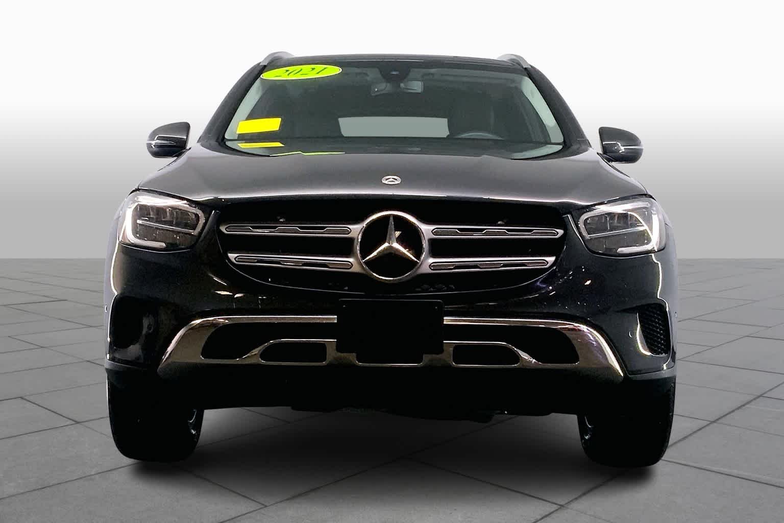 Used 2021 Graphite Grey Metallic Mercedes-Benz GLC 300 image 4