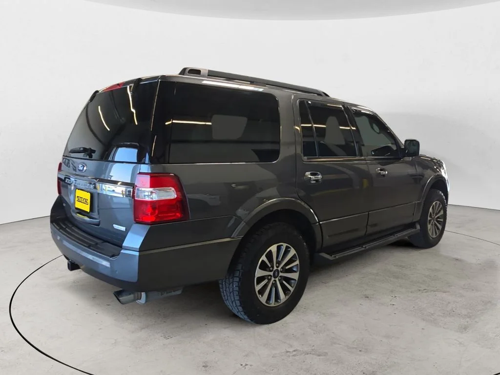 Used 2015 Gray Ford XLT image 8