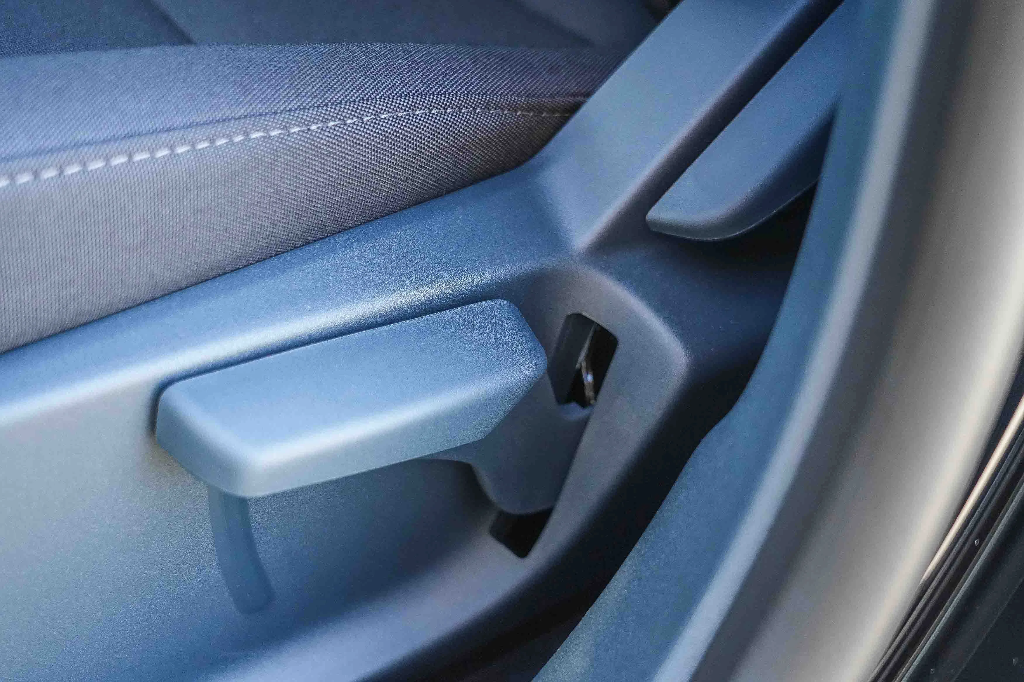 New 2026 Carbonized Gray Metallic Ford XL image 24