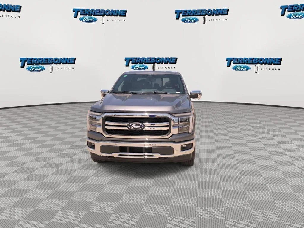 Used 2025 Gray Metallic Ford Lariat image 3