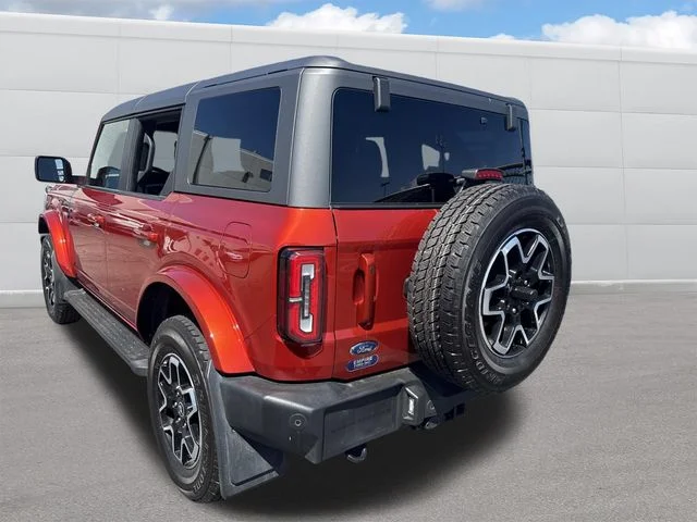 Used 2023 Red Ford Outer Banks image 3