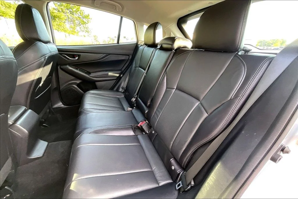 Used 2018 Silver Subaru 2.0i Limited image 26
