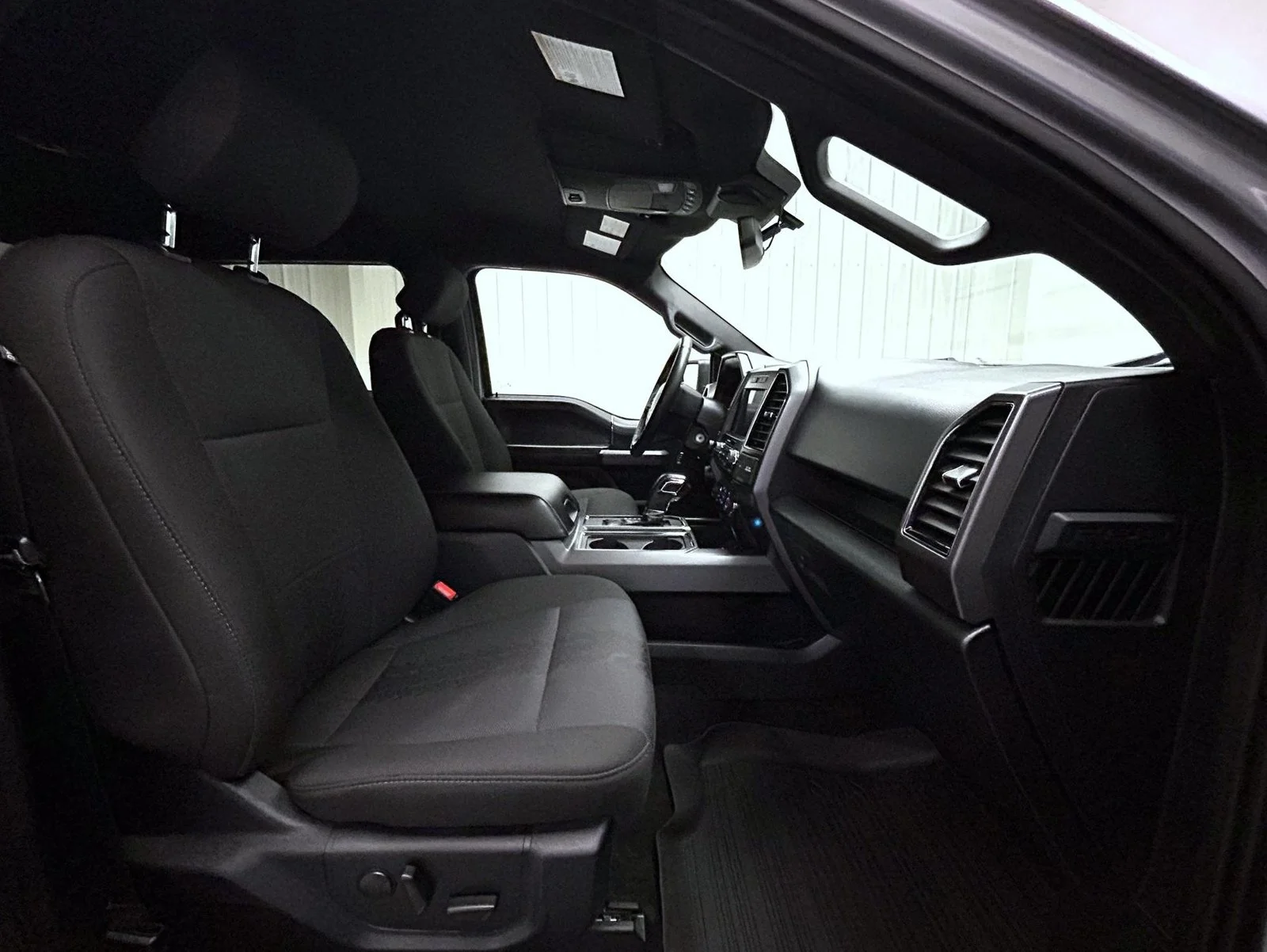 Used 2020 Silver Ford XLT image 15
