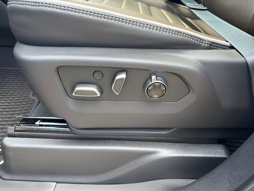 New 2026 Onyx Black GMC Denali Ultimate image 10