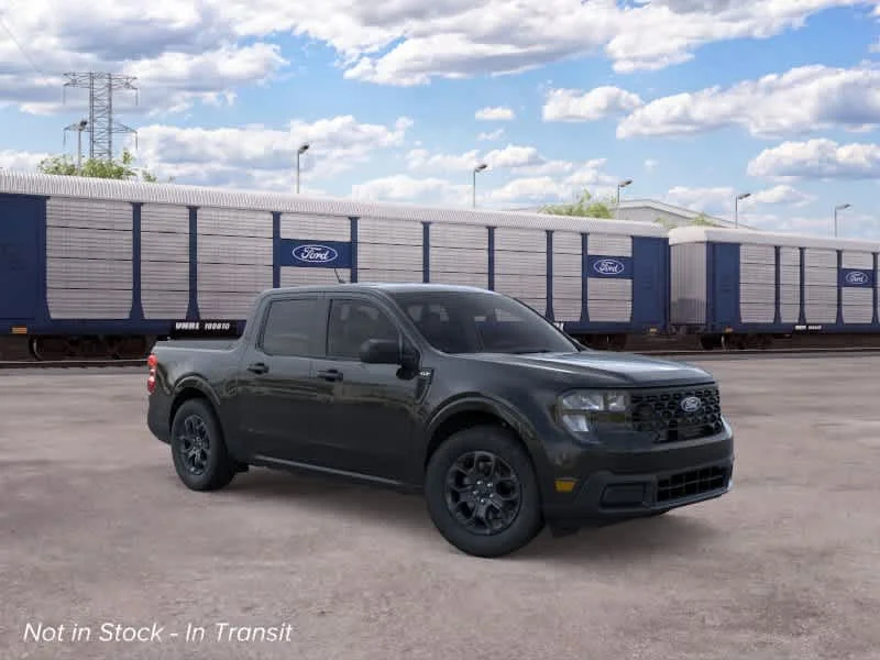 New 2026 Shadow Black Ford XLT image 7
