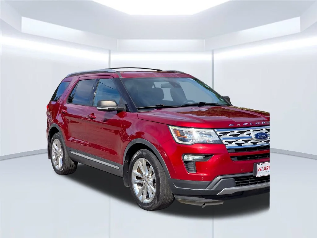 Used 2019 Red Ford XLT image 49