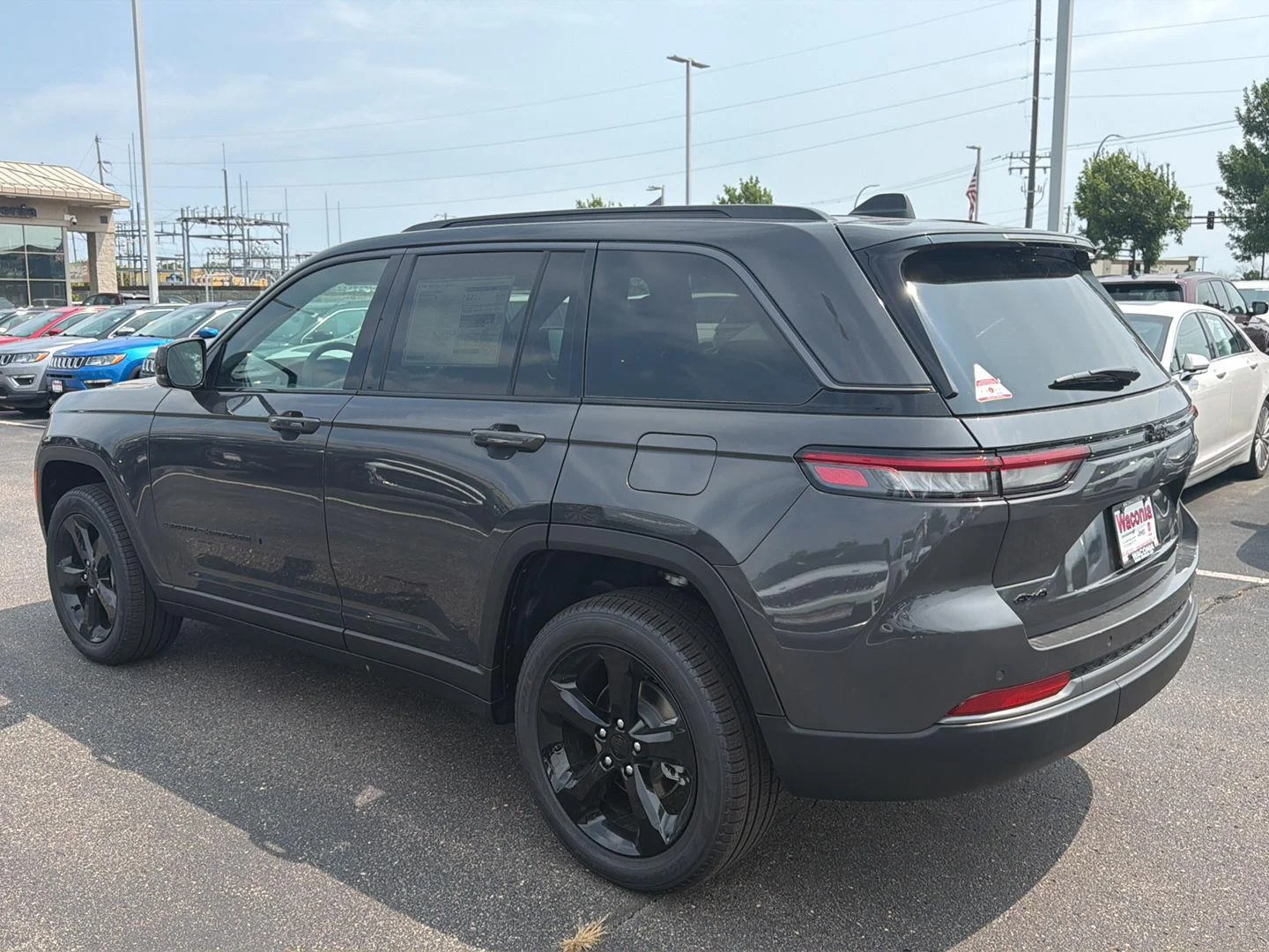 New 2026 Baltic Gray Metallic Clearcoat Jeep Limited image 5