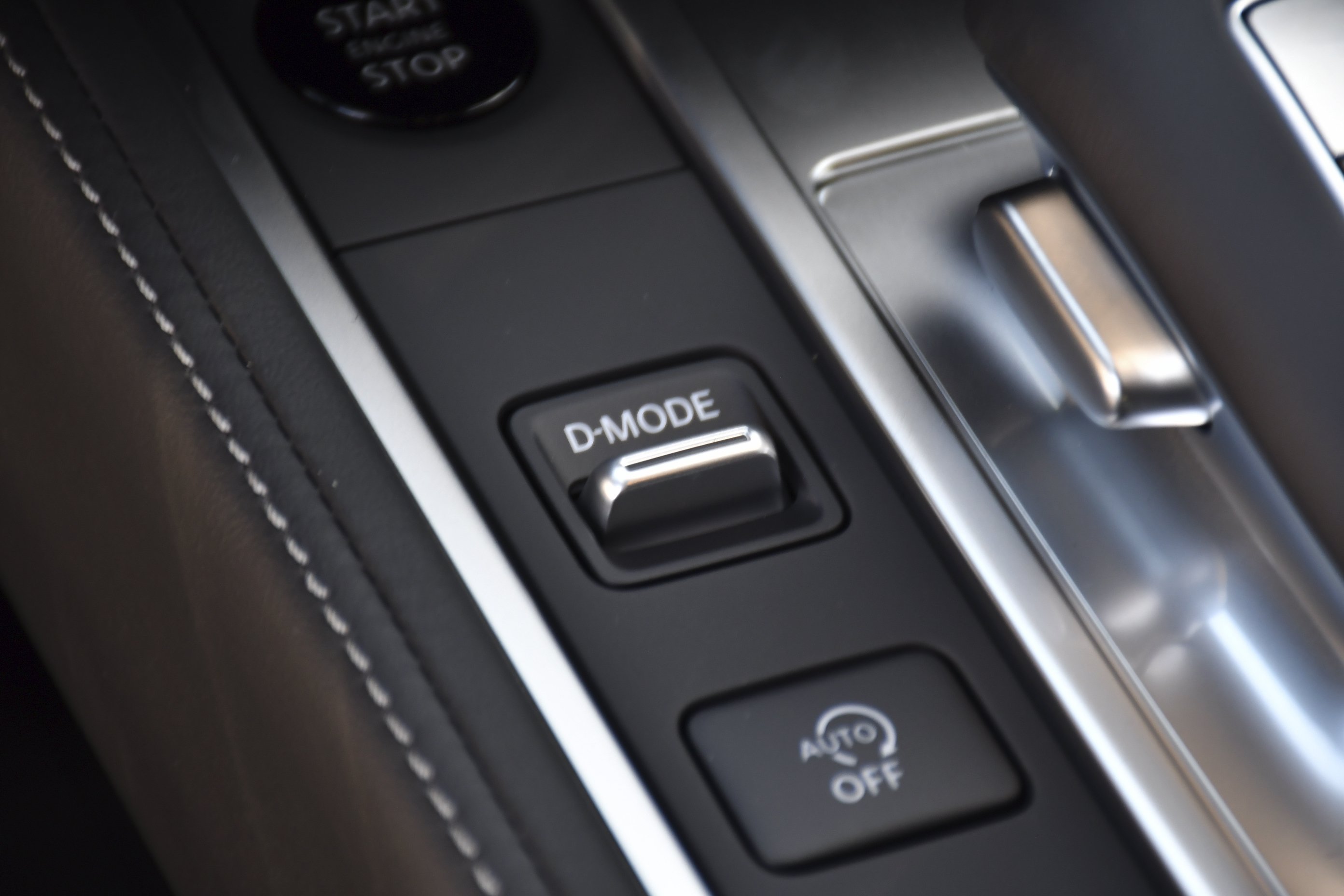 New 2027 HARBOR GRAY INFINITI Sport AWD image 15