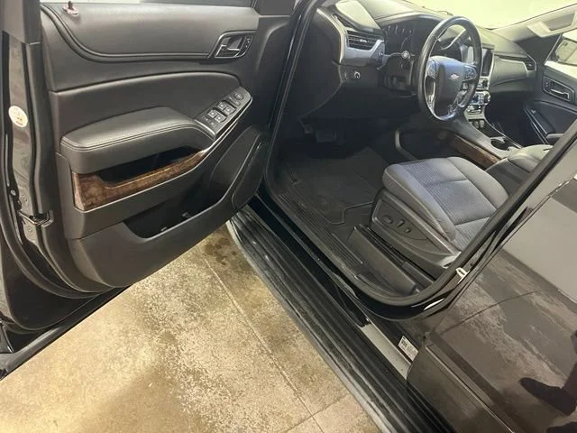 Used 2020 BLACK Chevrolet LS image 18