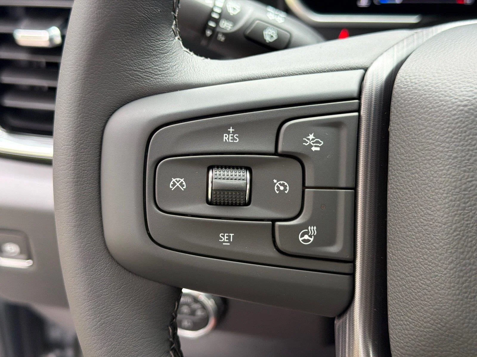 2026 GMC Sierra 2500HD Denali Ultimate - Photo 17