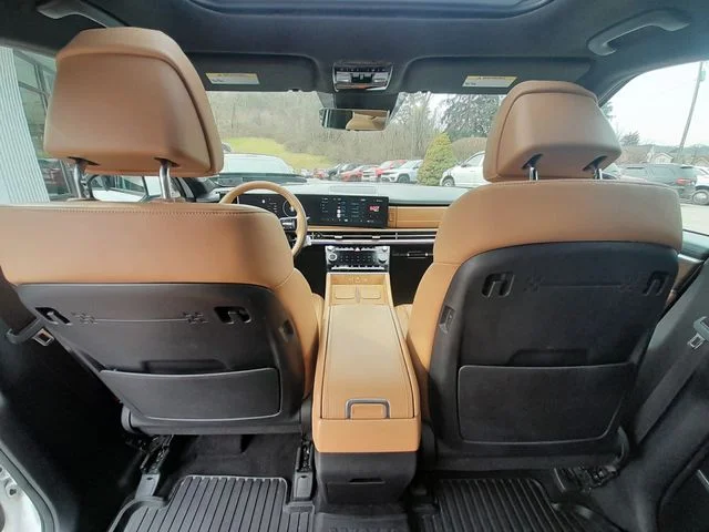 Used 2026 White Hyundai Calligraphy image 46