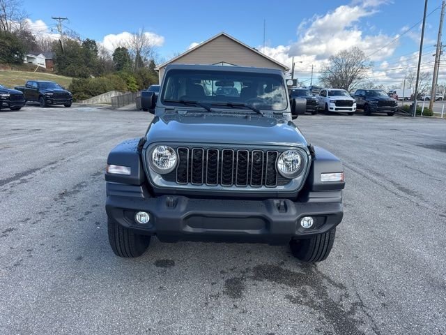 New 2026 Anvil Clear-Coat Exterior Paint Jeep Sport image 2