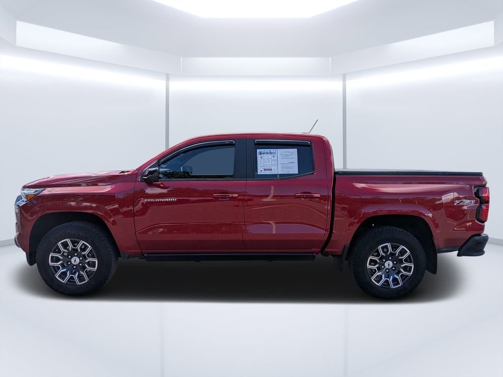 Used 2024 Red Chevrolet Z71 image 5