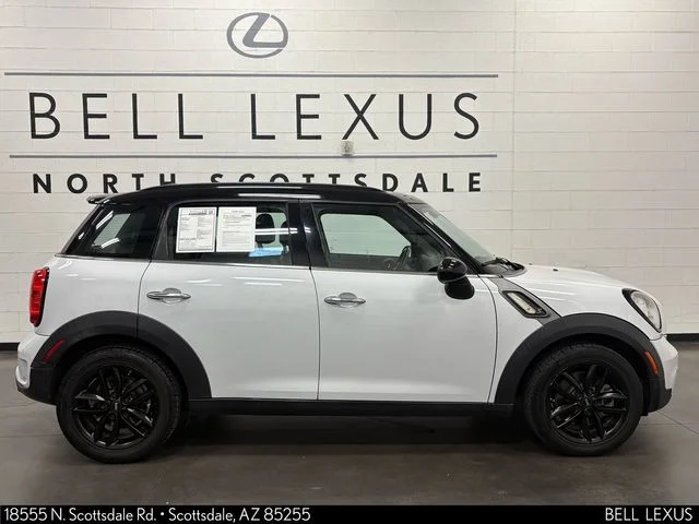 Used 2016 White MINI Base image 3
