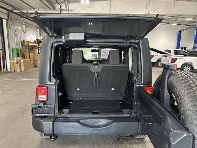 Certified Used 2018 Black Jeep Sahara image 25