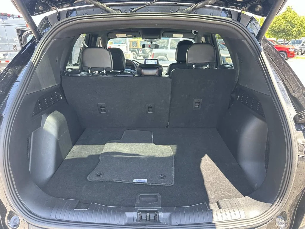 Used 2025 Black Ford ST-Line Select image 29