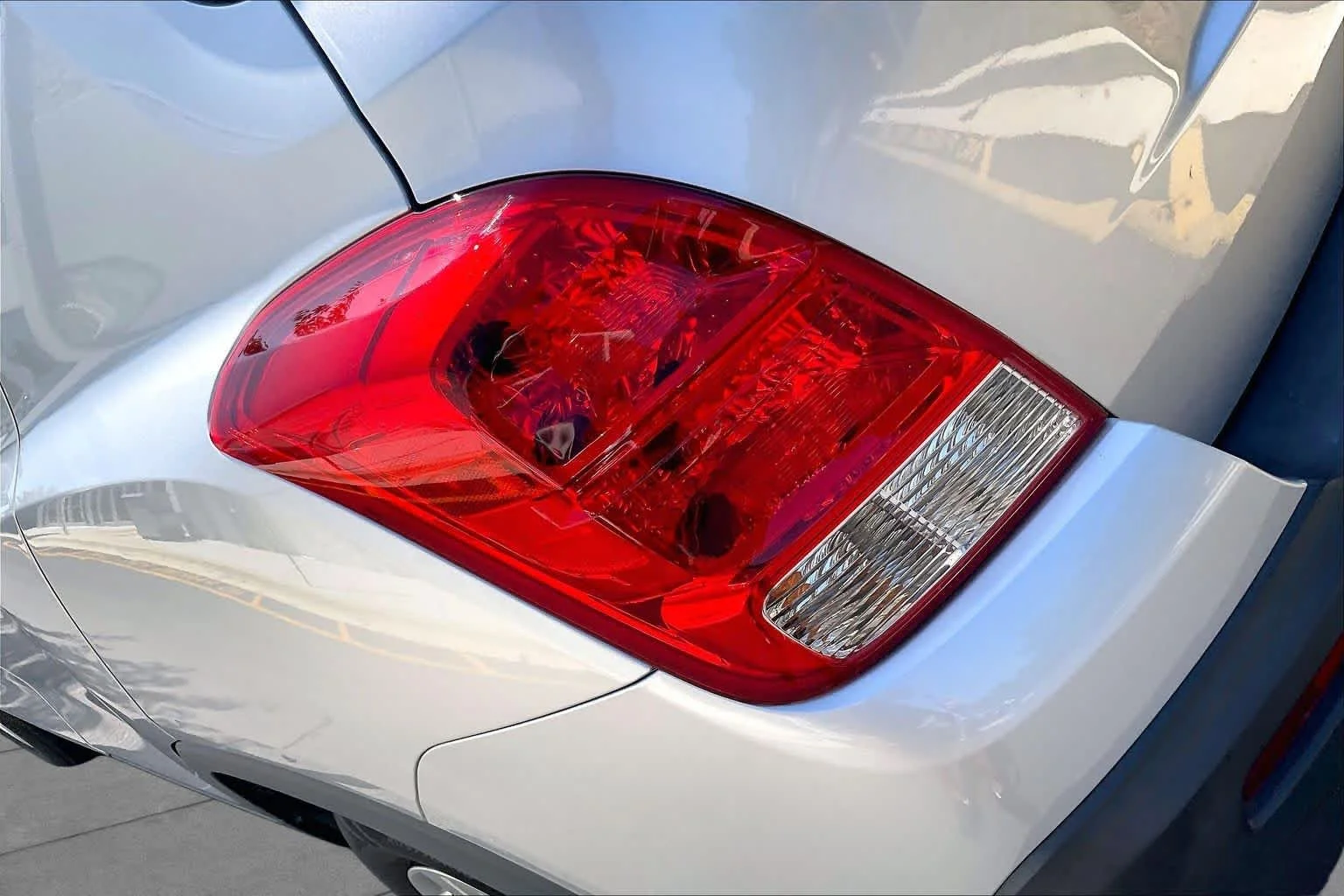 Used 2016 Silver Ice Metallic Chevrolet LS image 27