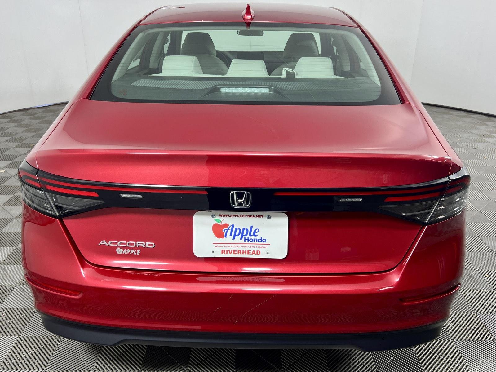 2024 Honda Accord LX - Photo 5