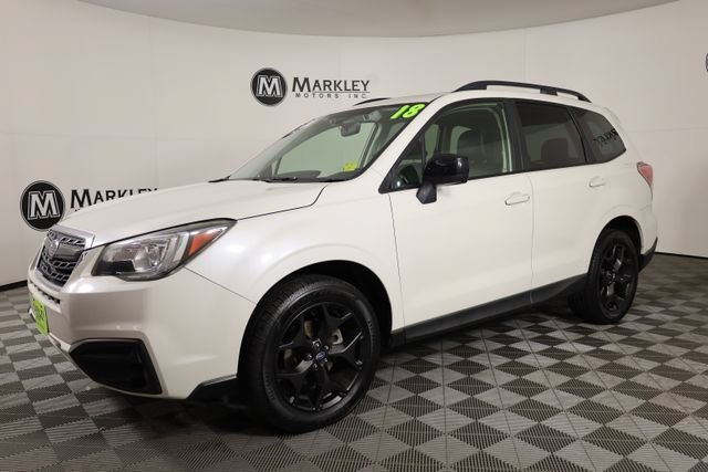 Used 2018 Crystal White Pea Subaru Premium Black Edition w/EyeSight image 38