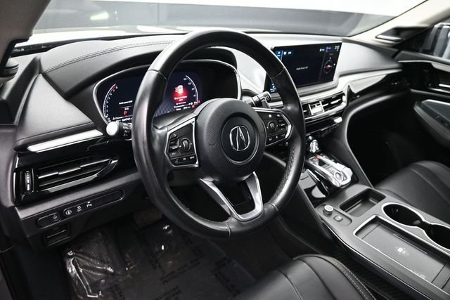 Used 2025  Acura Technology Package image 19