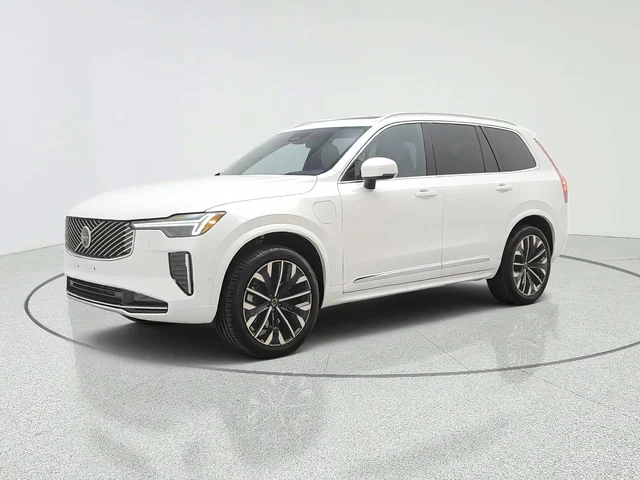 2026 Volvo XC90 Plug-In Hybrid Plus