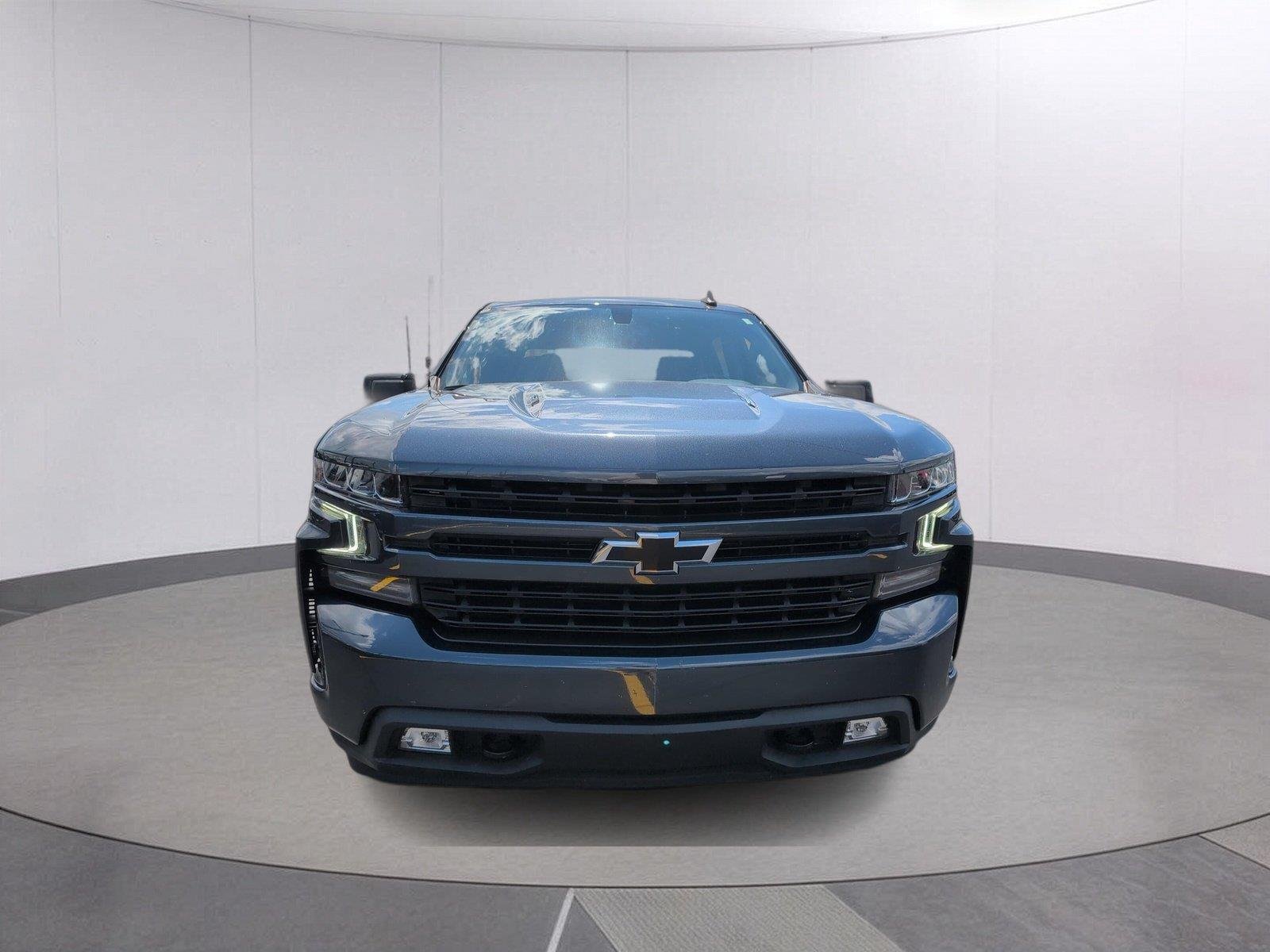 Used 2021 SHADOW GRAY METALLIC Chevrolet RST image 8