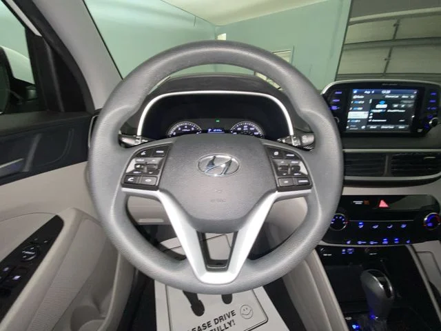 Used 2021 White Hyundai Value image 14