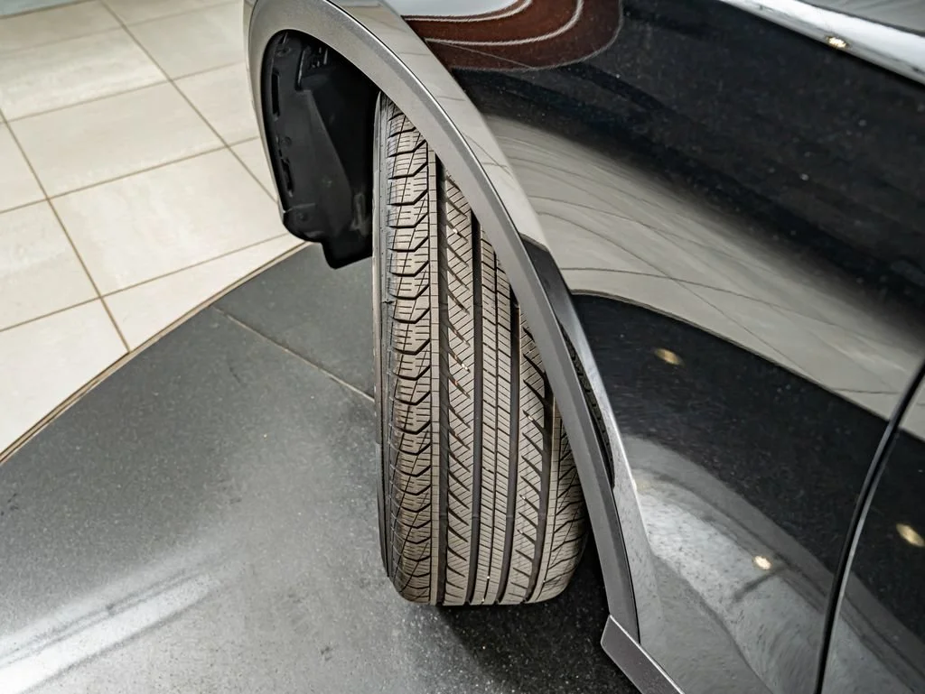 Certified Used 2026 Black Mercedes-Benz GLC 300 image 41