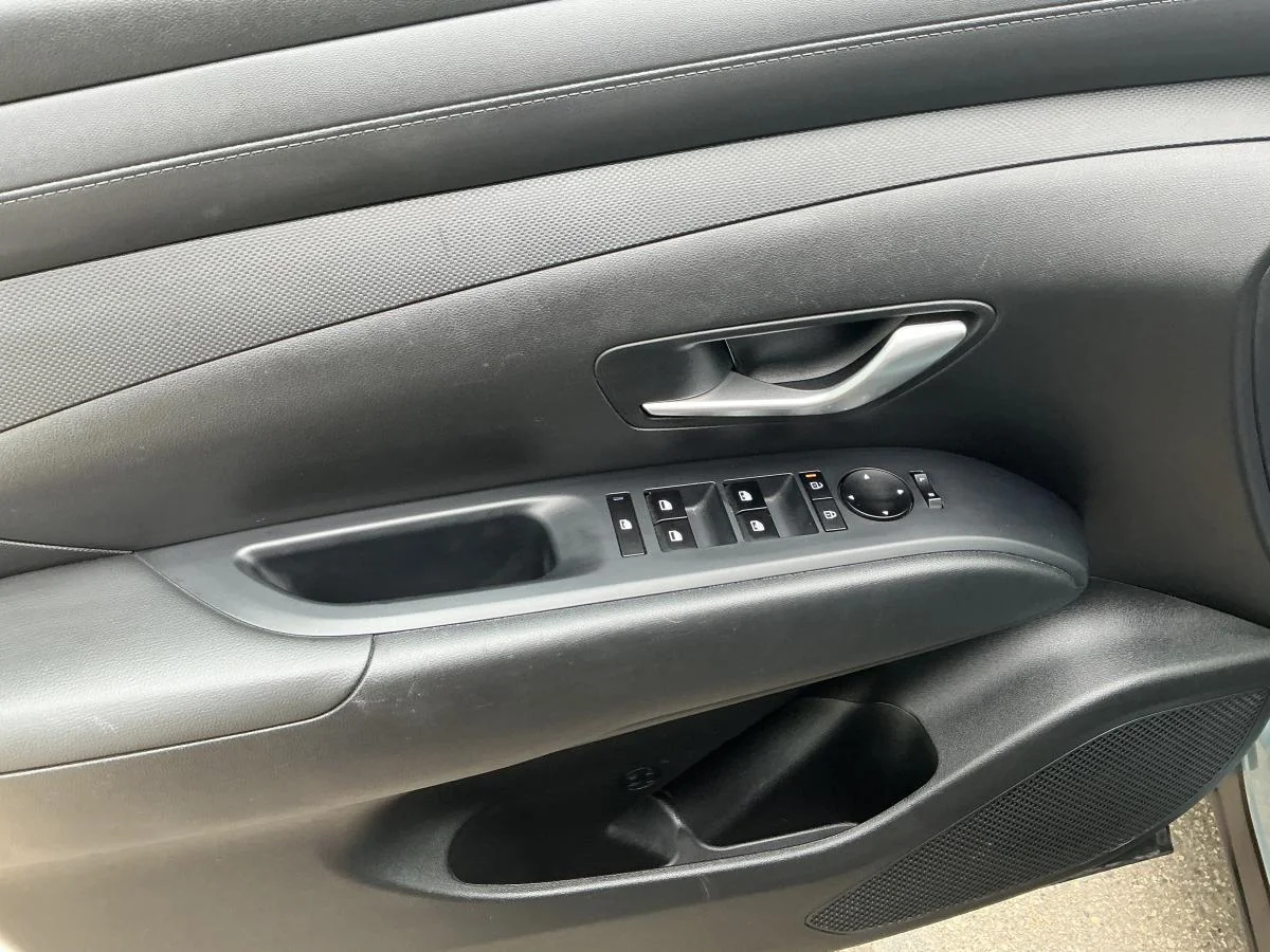 Used 2025 Blue Hyundai Preferred image 16