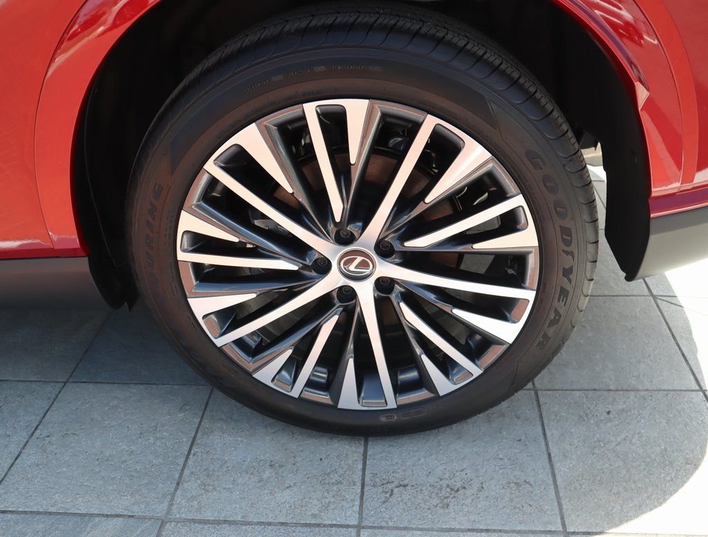 2025 Lexus RX 350 - Photo 10
