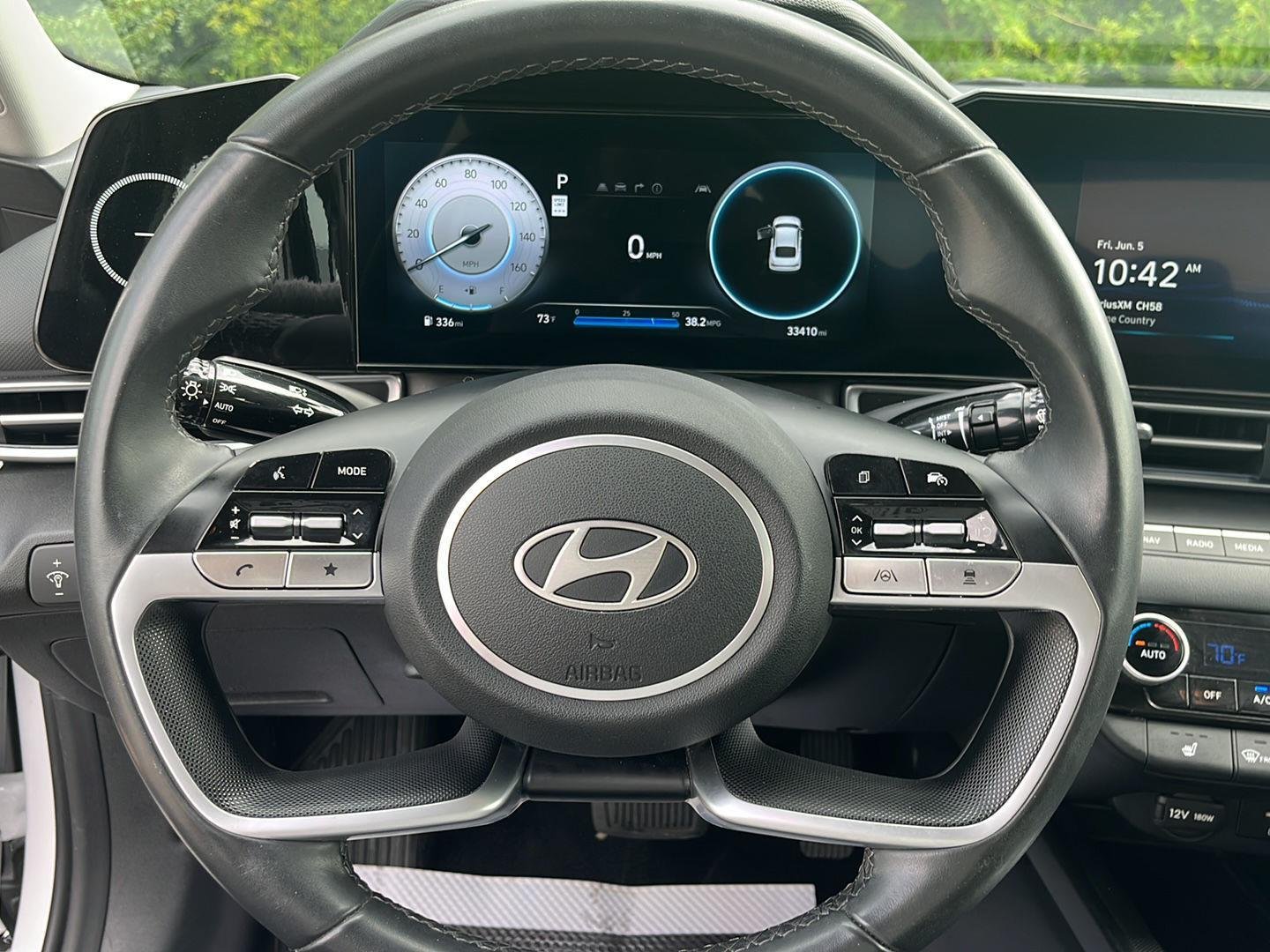 Used 2025  Hyundai SEL Convenience image 14