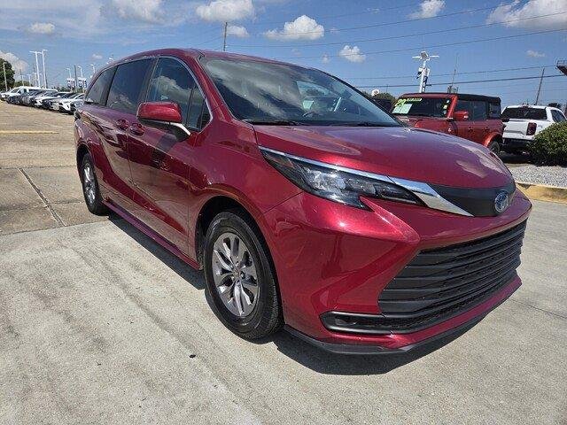 Used 2025 Ruby Flare Pearl Toyota LE image 7