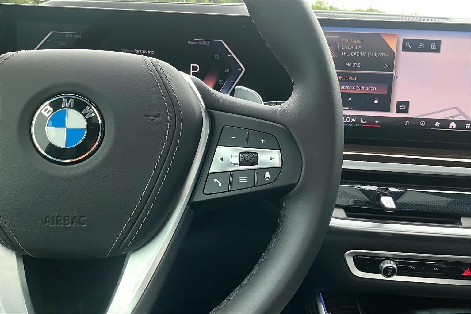 Used 2026 Black Sapphire Metallic BMW sDrive40i image 20