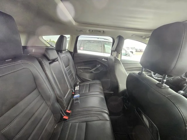 Used 2018 White Platinum Clearcoat Metallic Ford Titanium image 41