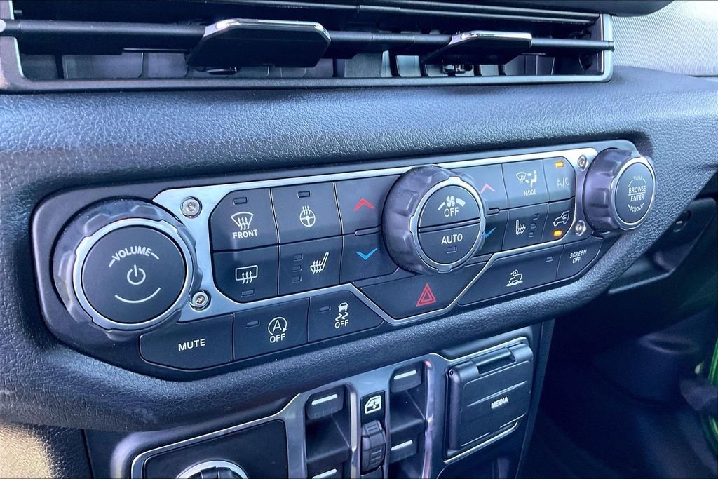 New 2026 Jeep Wrangler Sport S 4D Sport Utility