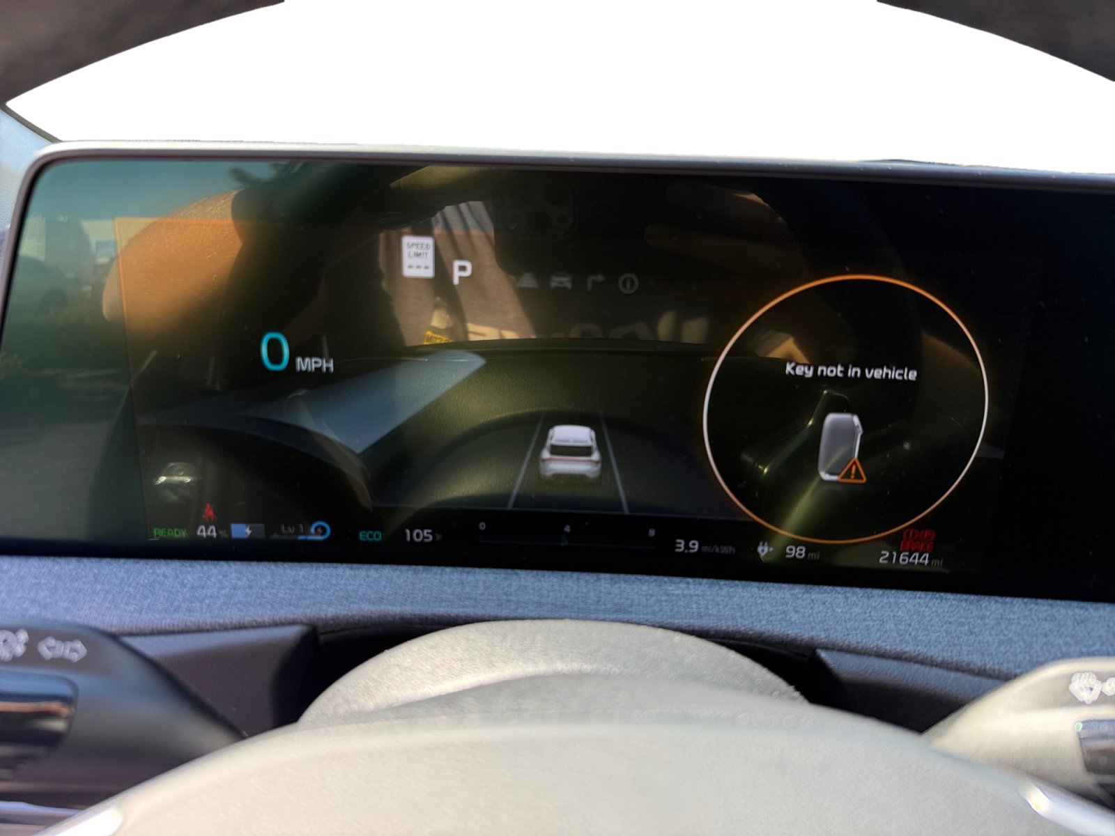 Certified Used 2024 Blue Kia Wind image 11