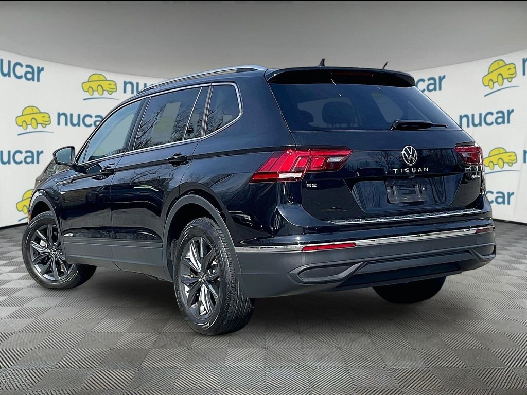 Used 2023 Black Volkswagen 2.0T SE image 3