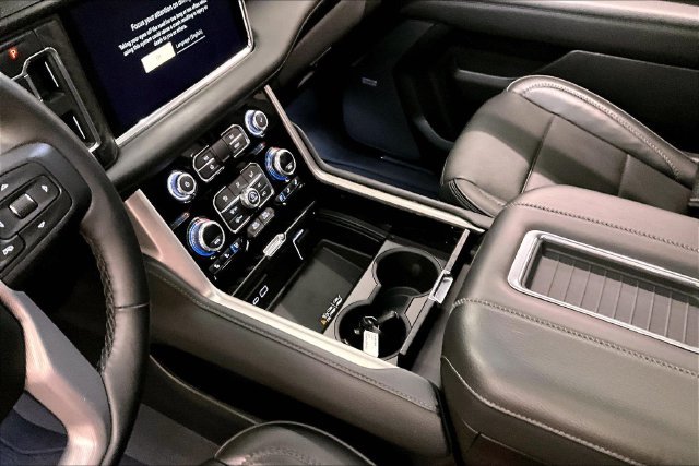 Used 2023 Onyx Black GMC Denali image 17