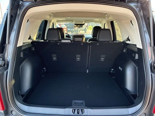 New 2026 Carbonized Gray Metallic Ford Outer Banks® image 7