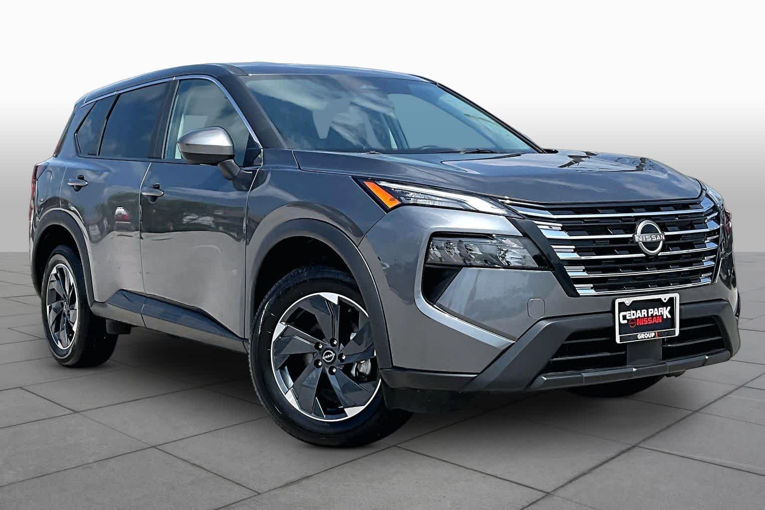 Used 2025 Gun Metallic Nissan SV image 3