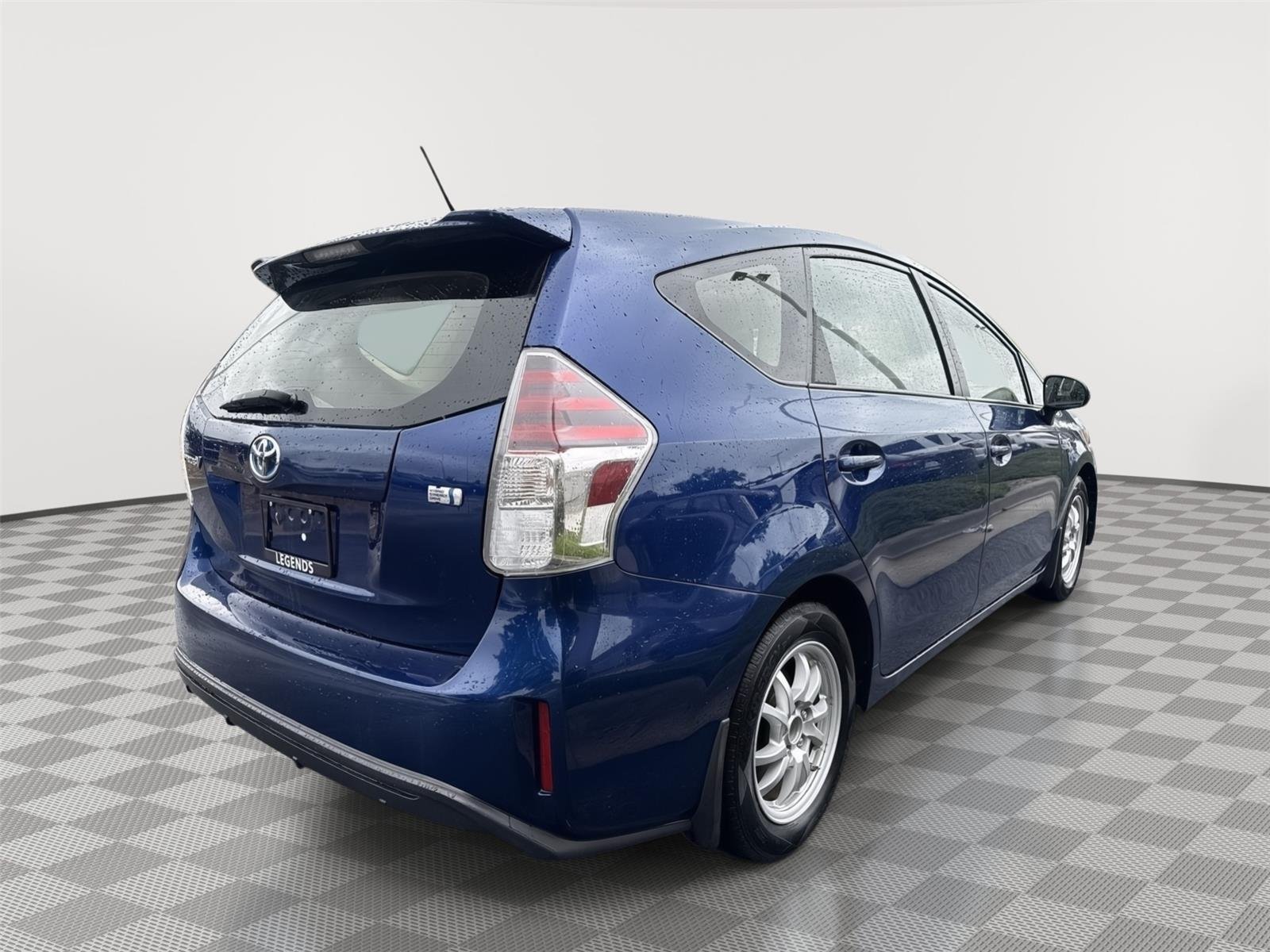 Used 2016 Blue Ribbon Metallic Toyota Three image 14