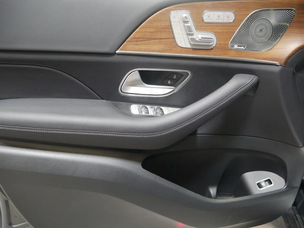 New 2026 Selenite Grey Metallic Mercedes-Benz GLE 350 image 12