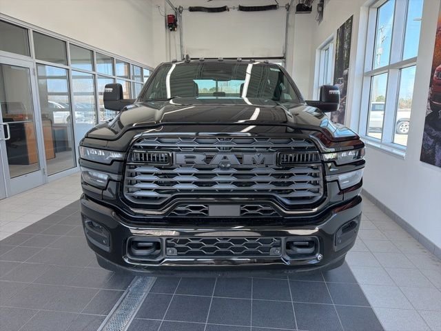 New 2026 Diamond Black Crystal Pearl-Coat Exterior Paint RAM Big Horn image 2