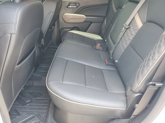 Used 2023 Summit White GMC Denali image 22
