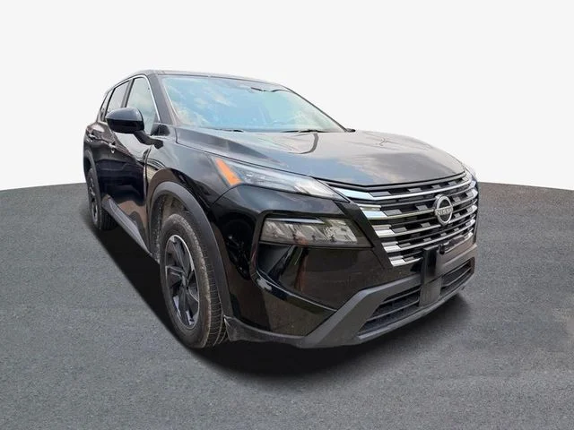 Used 2025 Black Nissan SV image 4